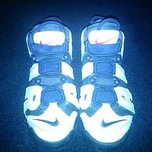 Air Nike uptempos